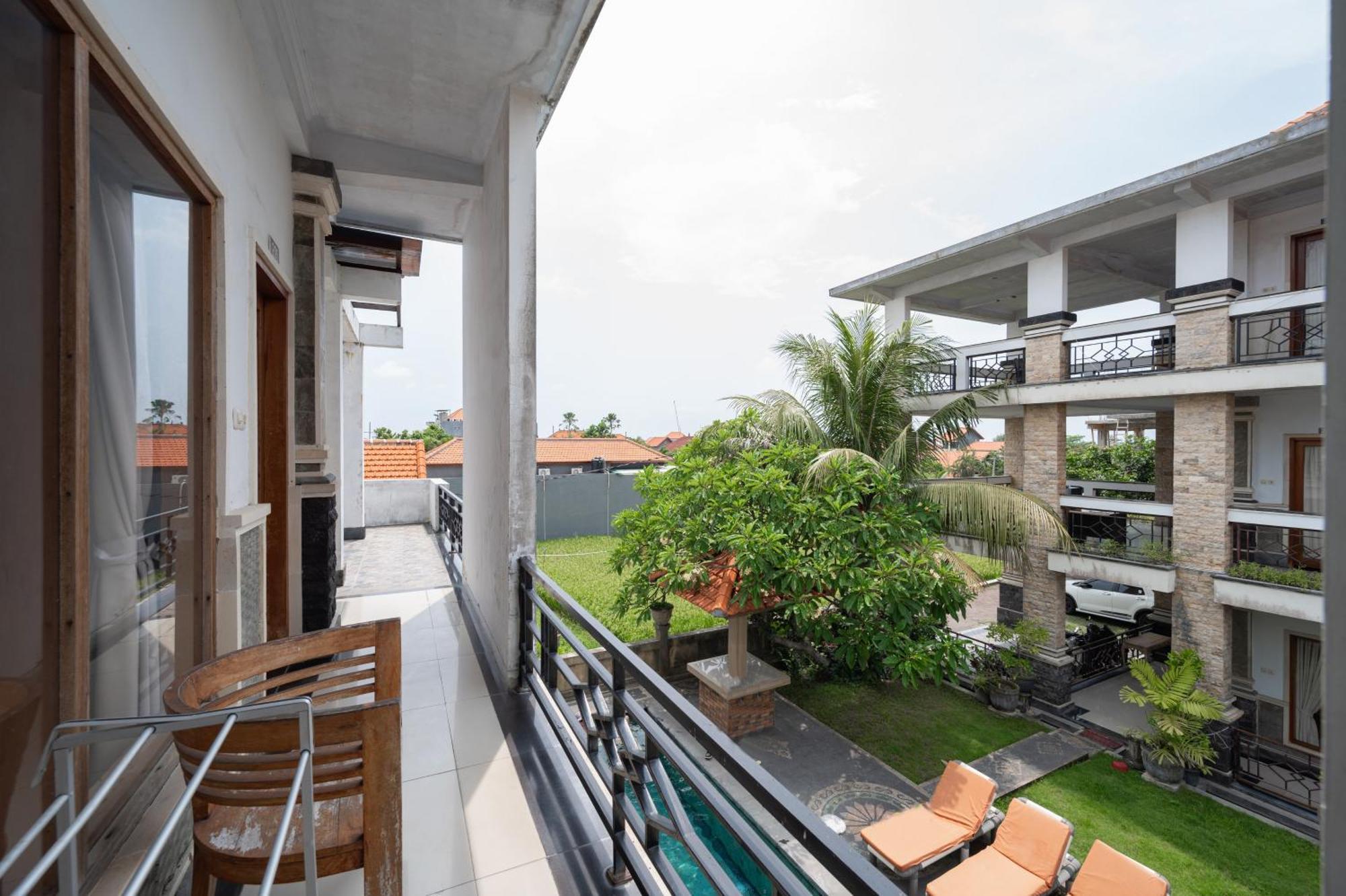 Agung Homestay Canggu Mitra Reddoorz Exterior foto