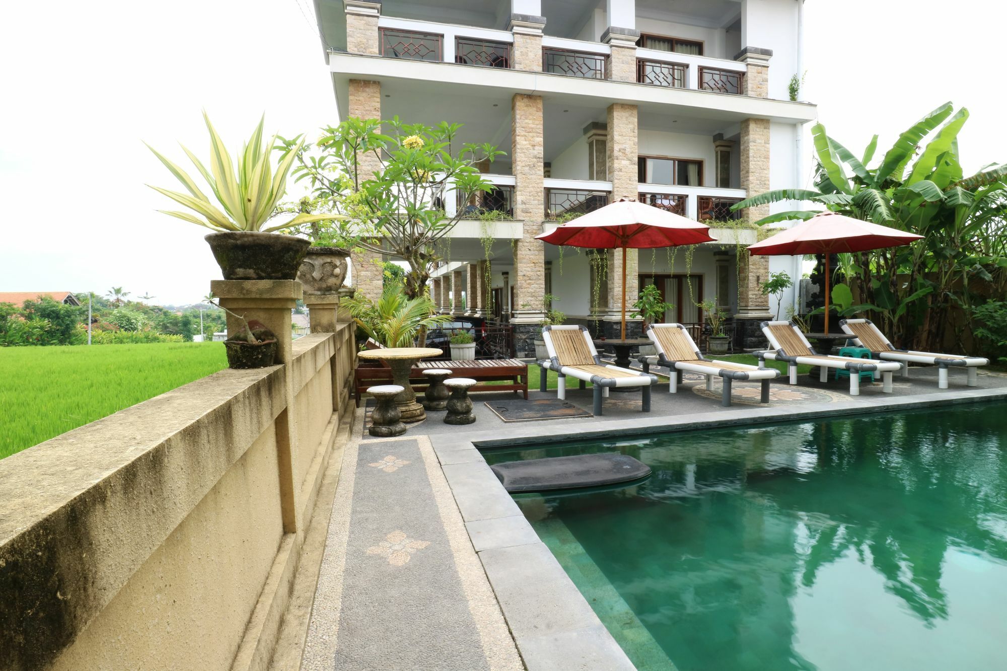 Agung Homestay Canggu Mitra Reddoorz Exterior foto